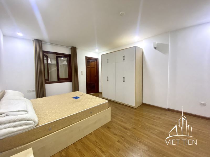 Spacious 3 Bedroom Apartment on Xuan Dieu street ID 0185