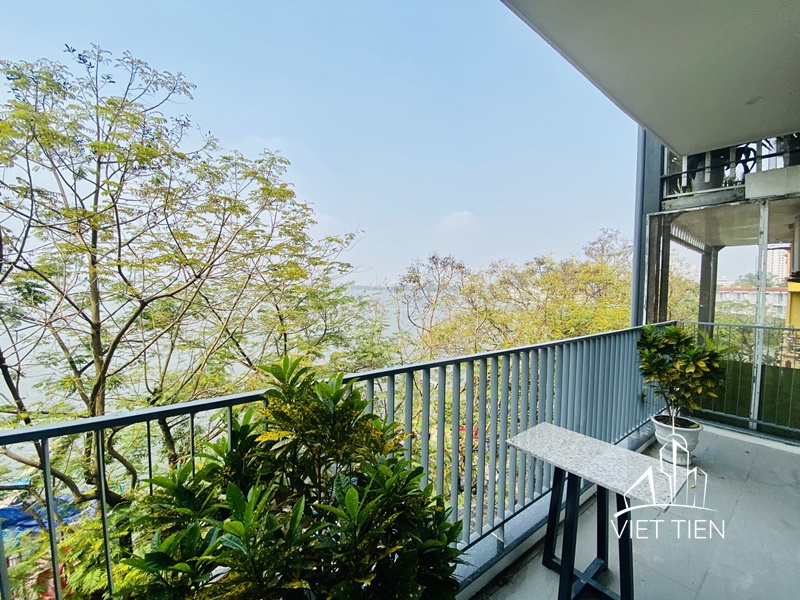 Lake view 2 bedrooms apartment with balcony on Vu Mien Street ID 0187