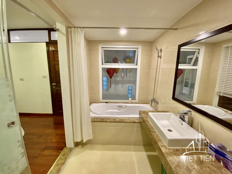 Lake View With Two Bedroom Apartment for rent on Truc Bach Str. ID: 0190