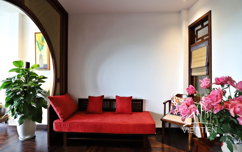 Indochine 2 bedroom apartment with lake view on Vu Mien Street ID 0193