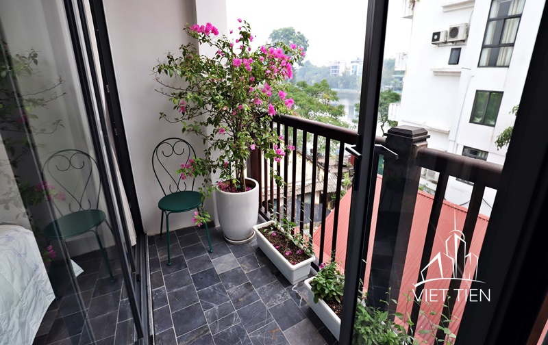 Indochine 2 bedroom apartment with lake view on Vu Mien Street ID 0193