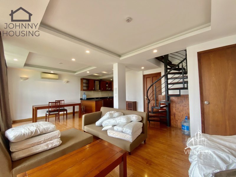 Spacious cozy 2 bedroom with balcony for rent in Quang Khanh id 0196