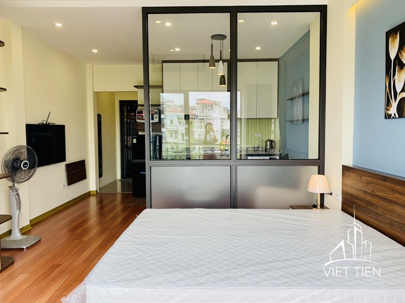 Lake view studio apartment on Vu Mien Street ID 0197