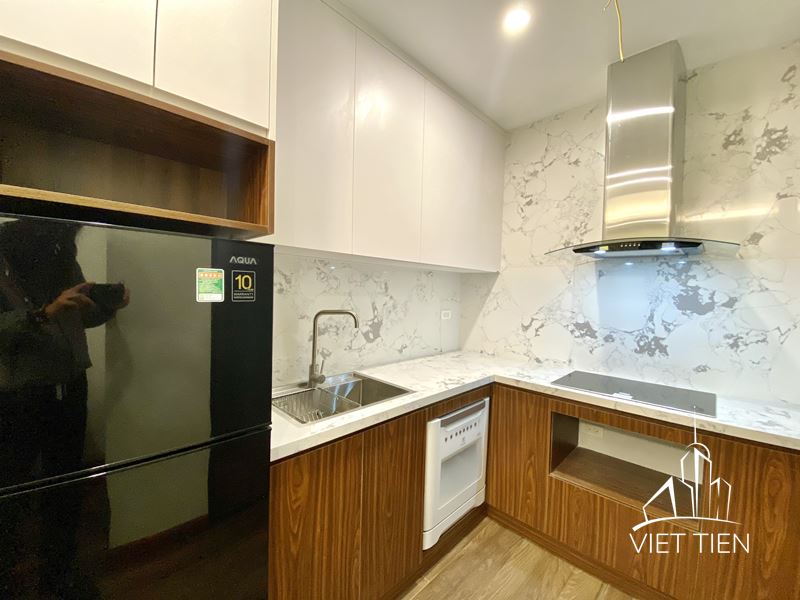 Modern 2 Bedroom Apartment, First floor on Xuan Dieu street ID 0201