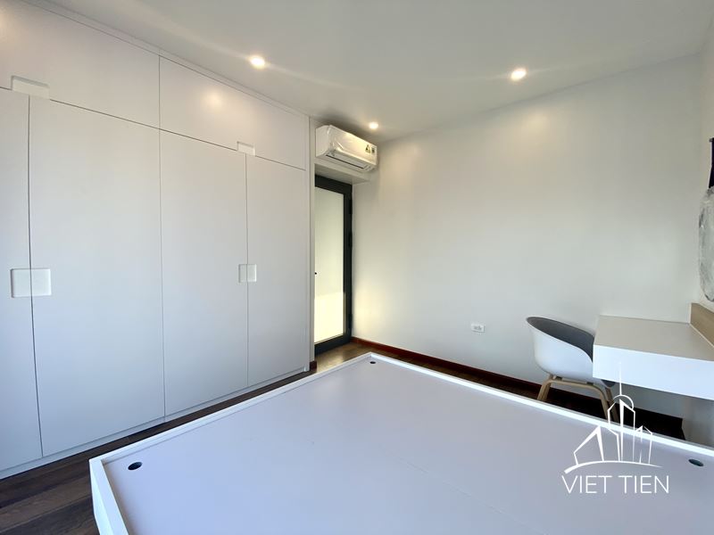 Modern 1 Bedroom Apartment, High Floor on Xuan Dieu street ID 0204