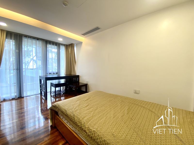 Spacious 3 Bedroom Apartment On Xuan Dieu street ID 0214