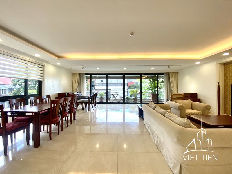 Spacious 3 Bedroom Apartment On Xuan Dieu street ID 0214