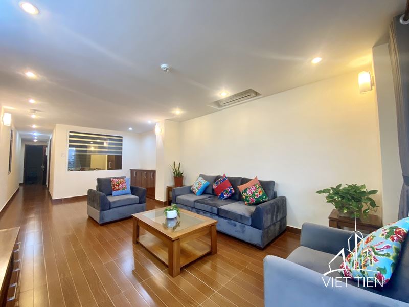 4 Bedroom Apartment on Xuan Dieu street ID 0219