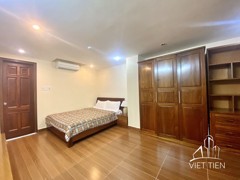 4 Bedroom Apartment on Xuan Dieu street ID 0219