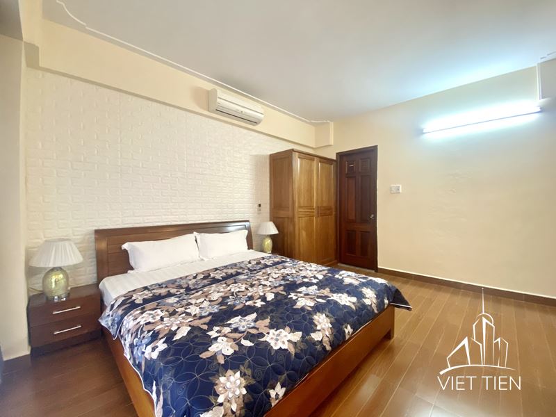 4 Bedroom Apartment on Xuan Dieu street ID 0219