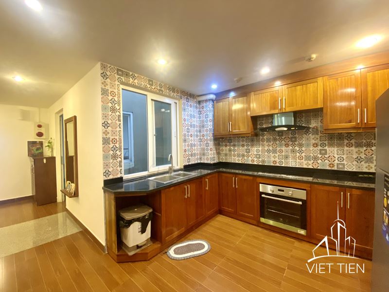 3 Bedroom Apartment on Xuan Dieu street ID 0220