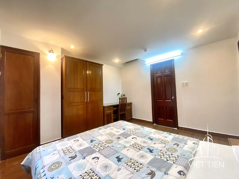 3 Bedroom Apartment on Xuan Dieu street ID 0220