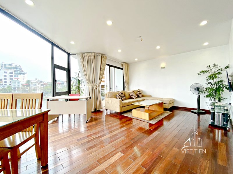 Spacious lake view 1 bedroom apartment with lots of natural light in Tay ho area ID 0222