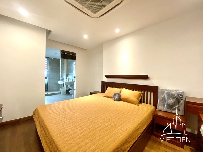 Convenient Location 4 Bedroom Apartment on Xuan Dieu street ID 0226