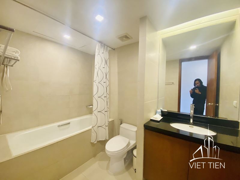 Spacious 3 Bedroom Apartment on Xuan Dieu street ID 0227