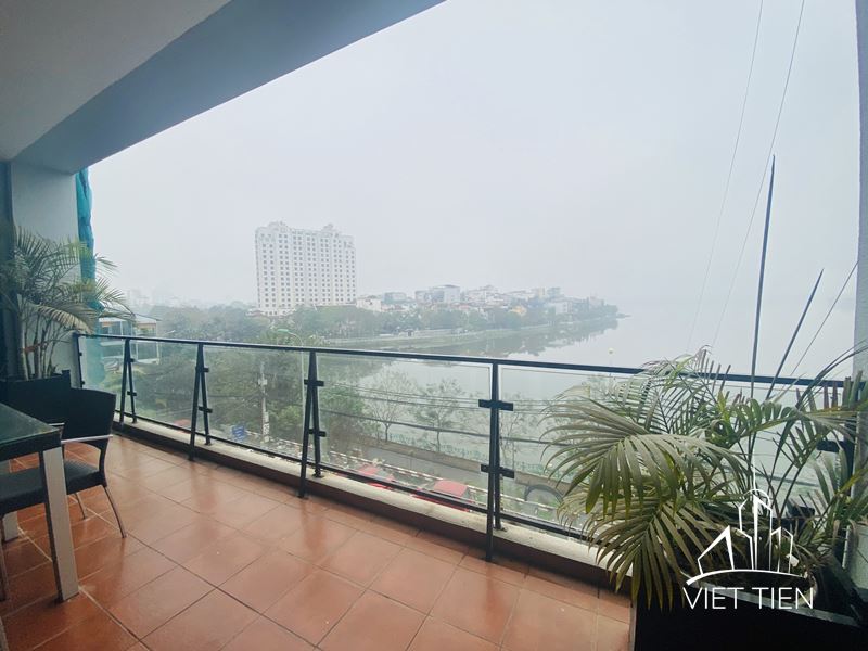 Spacious 3 Bedroom Apartment on Xuan Dieu street ID 0227