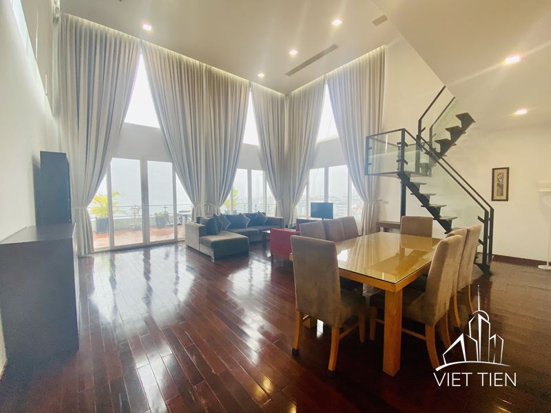 Spacious 3 Bedroom Apartment on Xuan Dieu street ID 0228