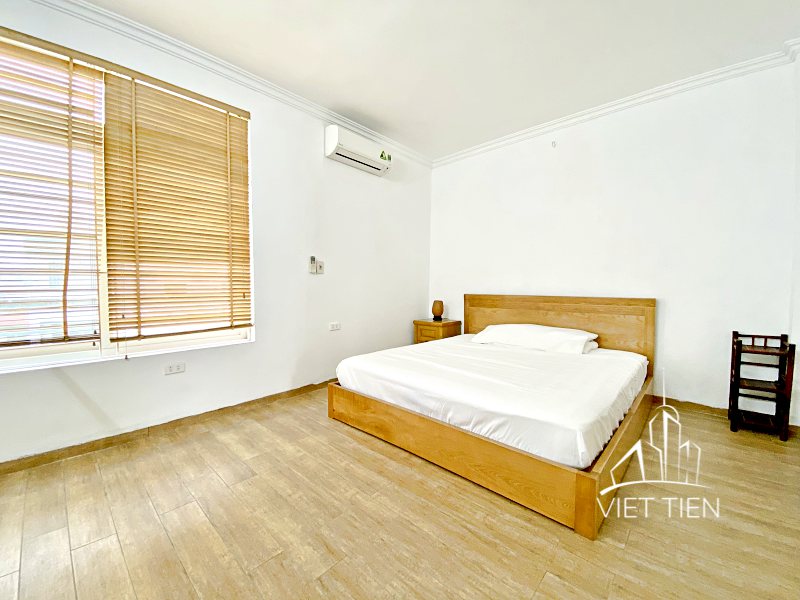 Cozy bright 1 bedroom apartment with lake view for rent on Vu Mien ID 0229