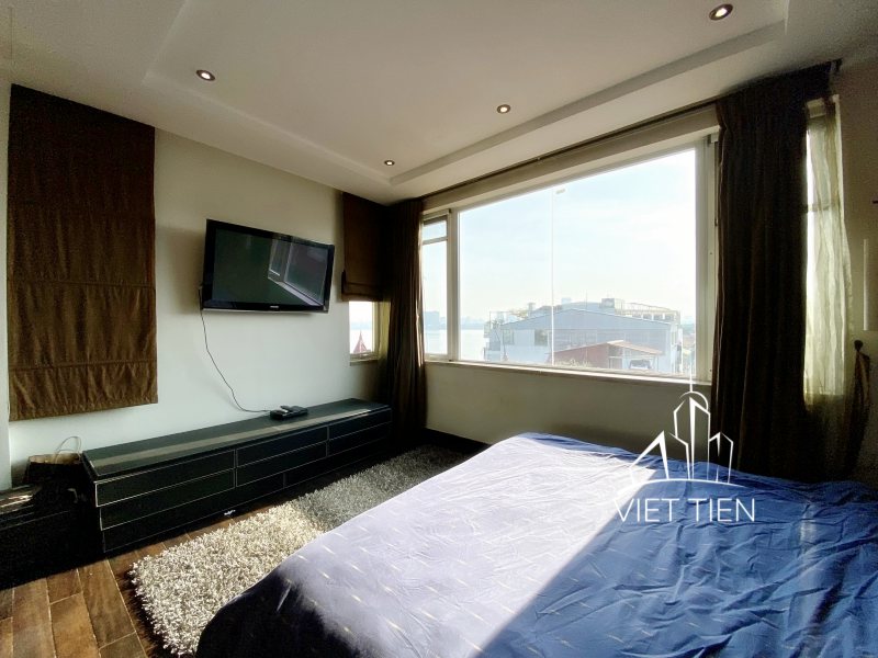 Gorgeous large terrace lake-view 1 bedroom apartment on Quang An ID 0232