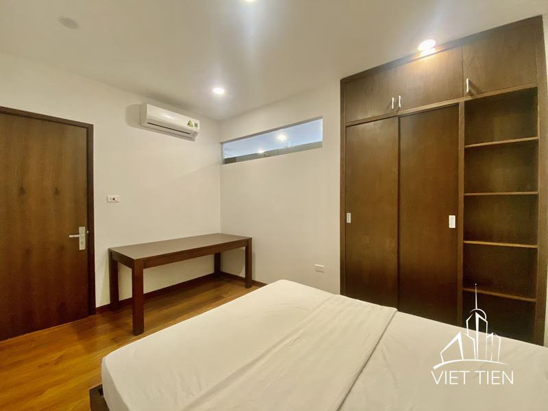 Nice 2 Bedroom Apartment on Xuan Dieu street ID 0237