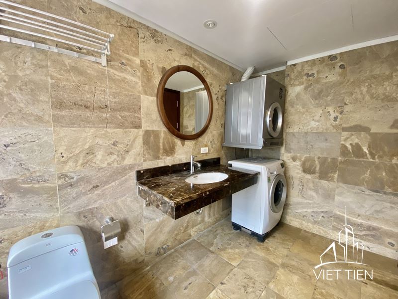 Nice 2 Bedroom Apartment on Xuan Dieu street ID 0237