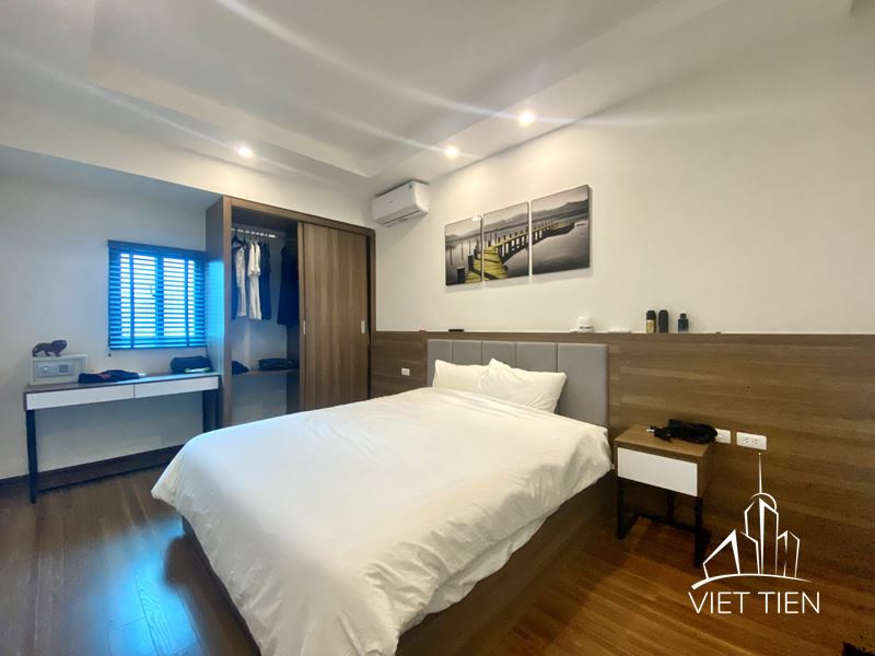 Spacious 4 Bedroom Apartment on Xuan Dieu street ID 0239