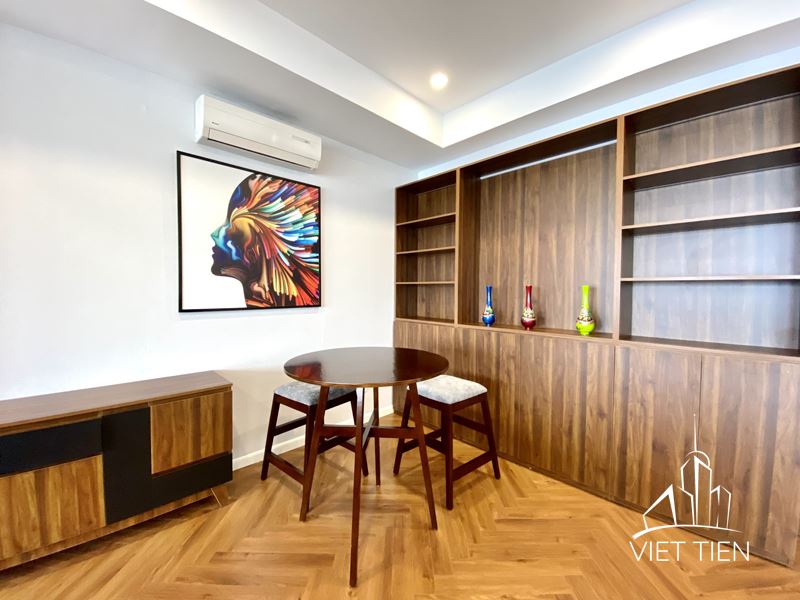 Lakeview 3 Bedroom Apartment on Xuan Dieu street ID 0240