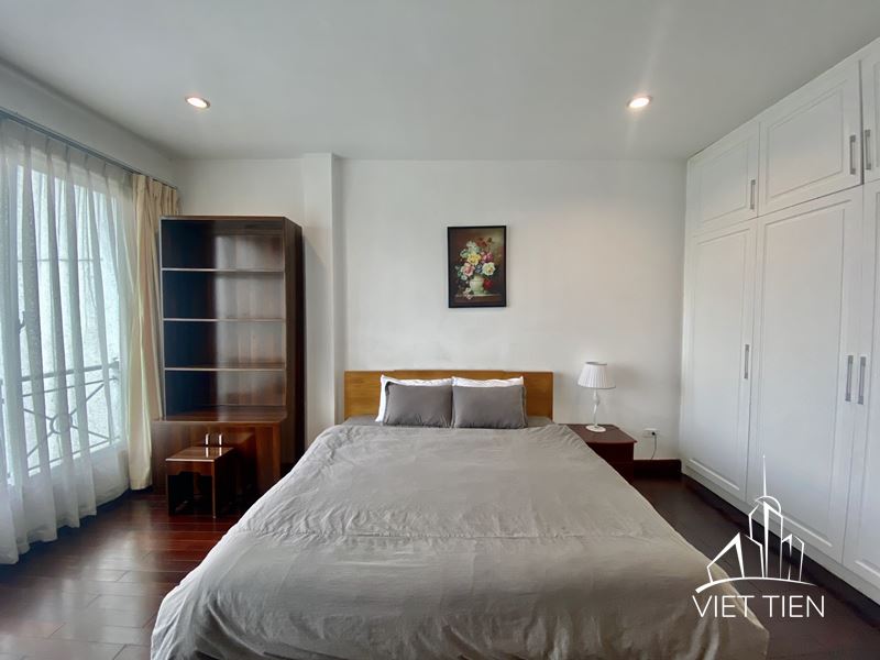 Lakeview 3 Bedroom Apartment on Xuan Dieu street ID 0241