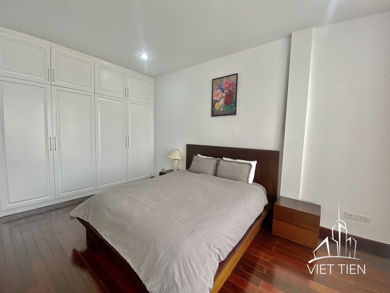 Lakeview 3 Bedroom Apartment on Xuan Dieu street ID 0241