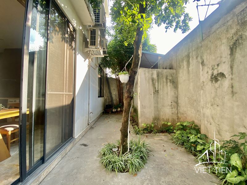 Studio First Floor with Small Yard on Xuan Dieu street ID 0244