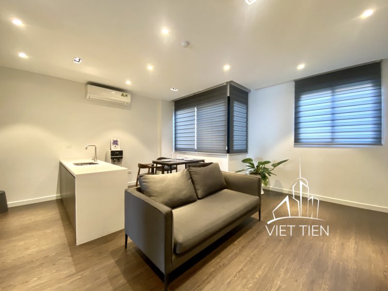 Modern spacious 1 bedroom apartment with balcony on Xuan La ID 0247