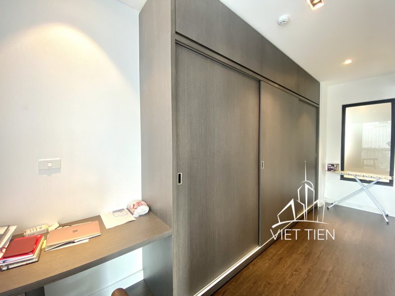 Modern spacious 1 bedroom apartment with balcony on Xuan La ID 0247