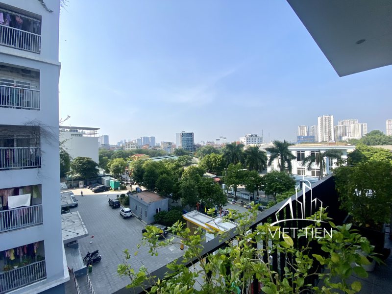 Modern spacious 1 bedroom apartment with balcony on Xuan La ID 0247