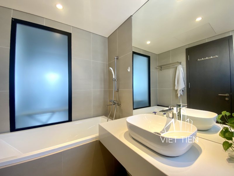 Modern spacious 1 bedroom apartment with balcony on Xuan La ID 0247