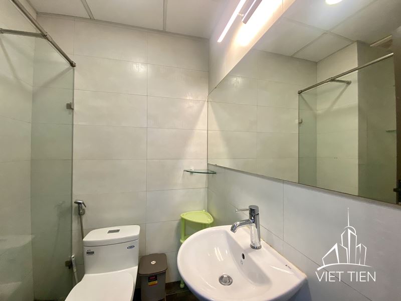 Affordable 2 Bedroom Apartment on Xuan Dieu street ID 0248