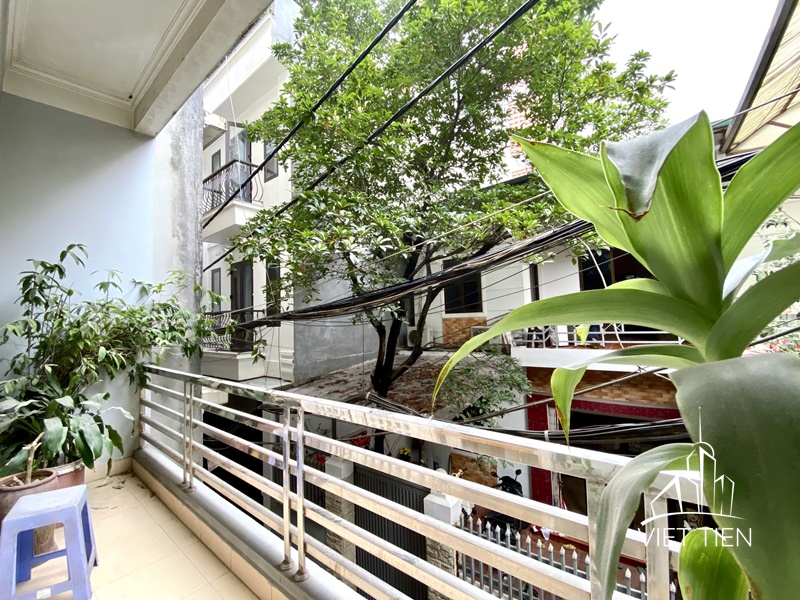 Reasonable price 4 bedroom house on Xuan Dieu Street ID 0250