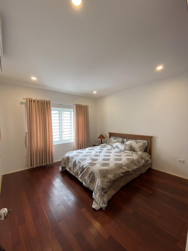 Fully furnished 3 bedroom house on Xuan Dieu Street ID 0254