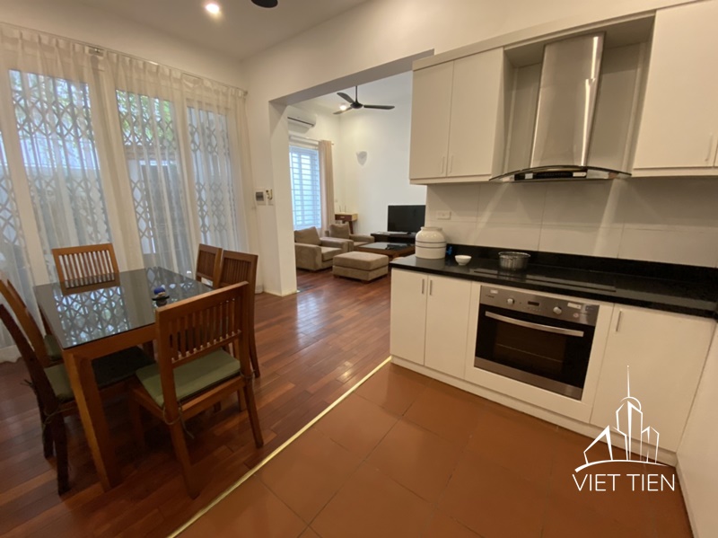 Fully furnished 3 bedroom house on Xuan Dieu Street ID 0254