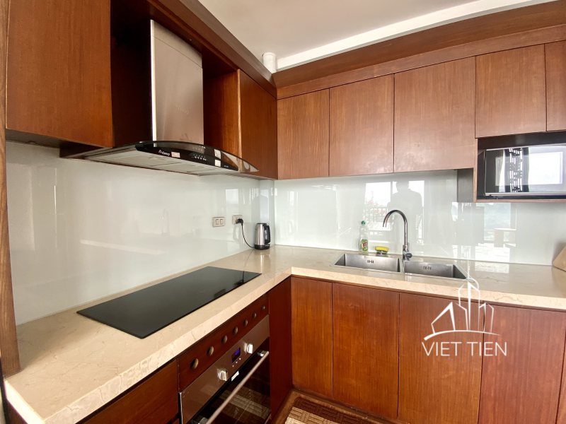 Lake view modern 3 bedroom apartment with balcony on Xom Chua street ID 0256