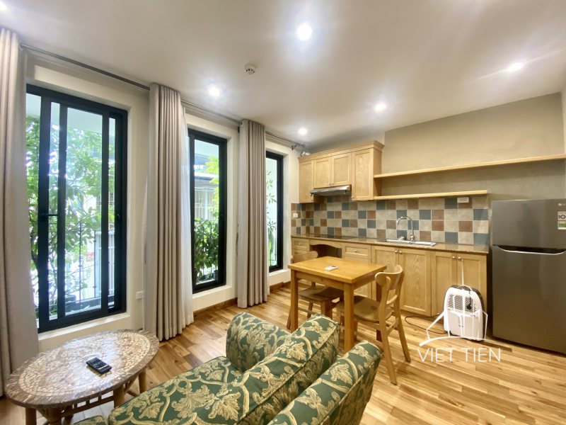 Cozy bright 1 bedroom on Xom Chua ID 0258