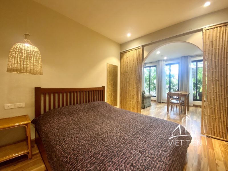 Cozy bright 1 bedroom on Xom Chua ID 0258