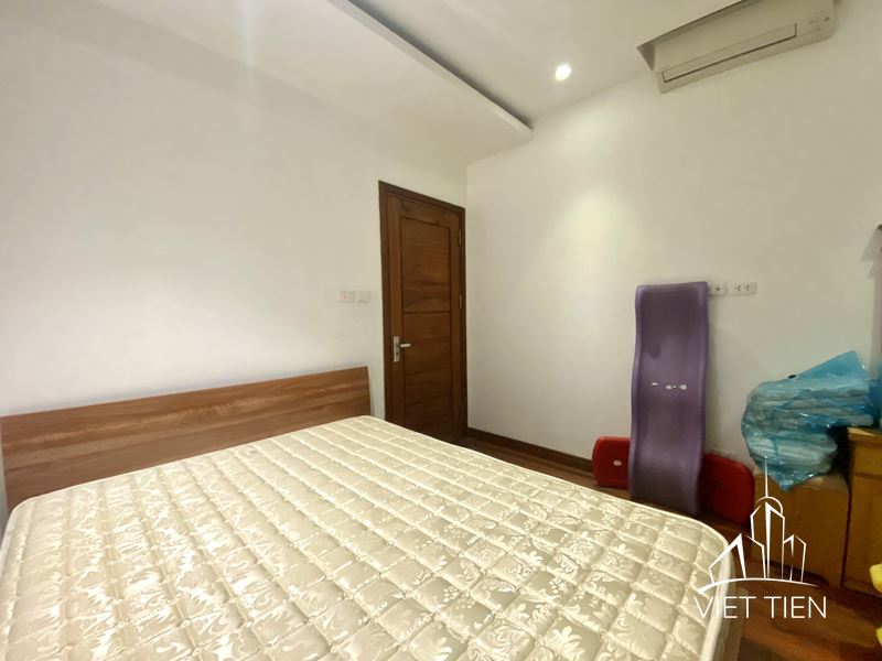 Cosy 2 Bedroom Apartment For Rent On Xuan Dieu Street ID 0260