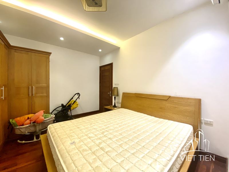 Cosy 2 Bedroom Apartment For Rent On Xuan Dieu Street ID 0260