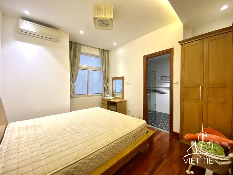 Cosy 2 Bedroom Apartment For Rent On Xuan Dieu Street ID 0260