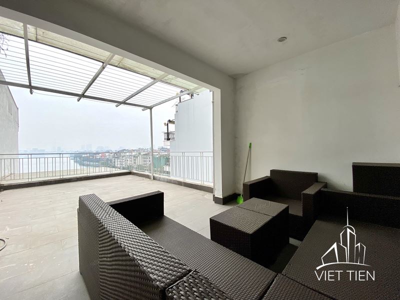 Big Terrace 3 Bedroom Apartment With Lake View On Xuan Dieu Street ID 0263