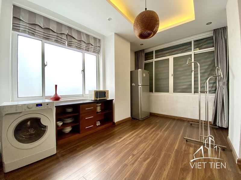 Big Terrace 3 Bedroom Apartment With Lake View On Xuan Dieu Street ID 0263