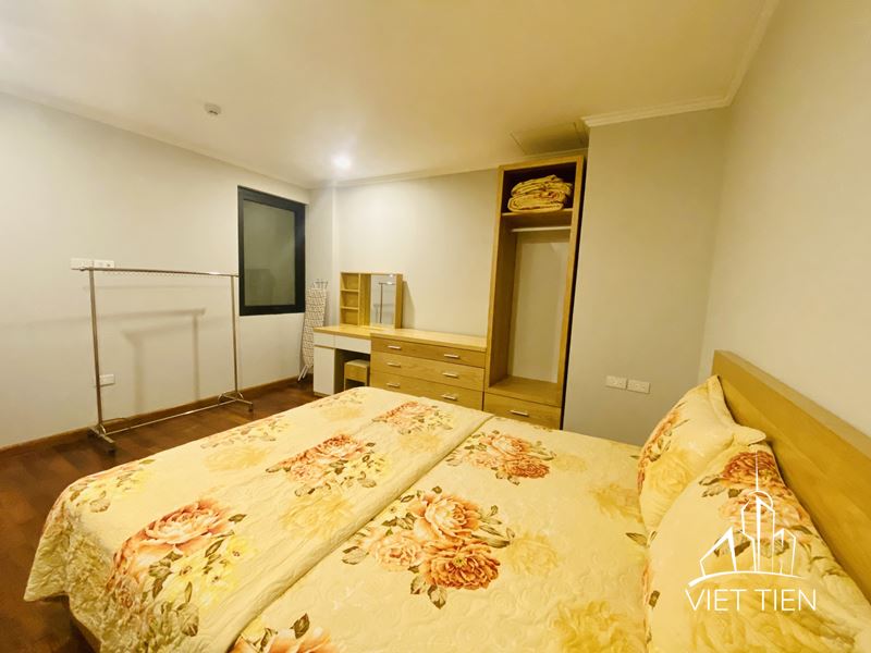 Spacious 2 Bedroom Apartment with Lakeview on Xuan Dieu street ID 0274