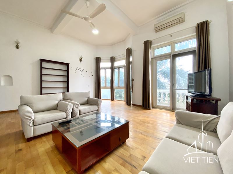 Old Style 2 Bedroom Apartment on Xuan Dieu street ID 0276