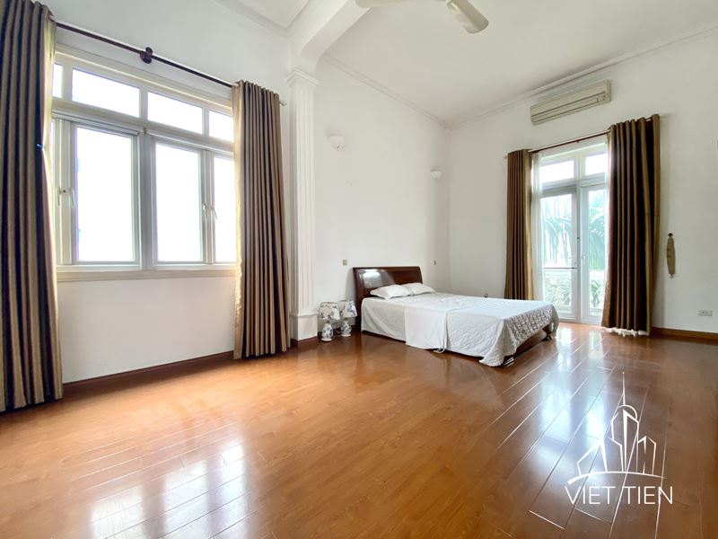 Old Style 2 Bedroom Apartment on Xuan Dieu street ID 0276