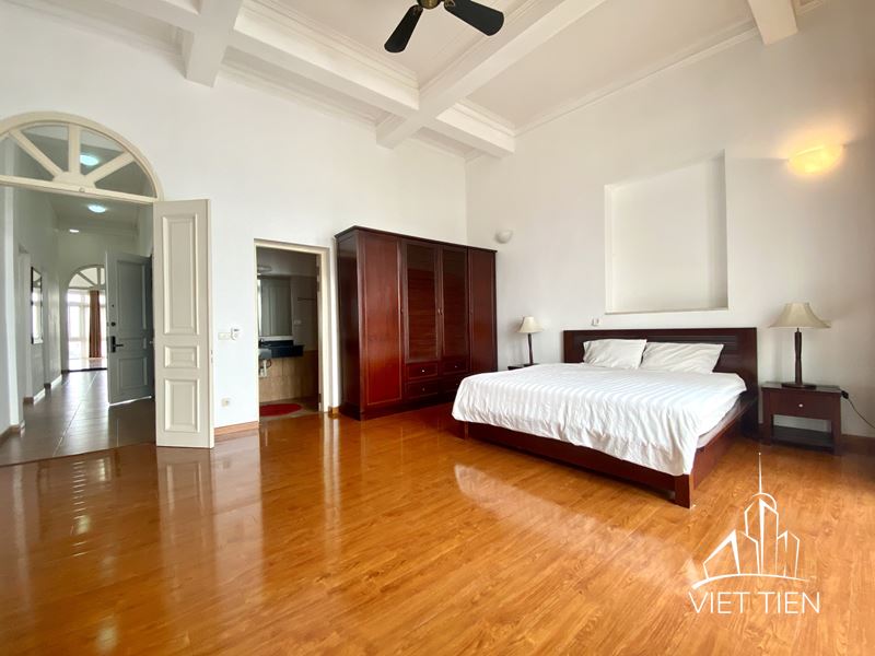 Old Style 2 Bedroom Apartment on Xuan Dieu street ID 0277